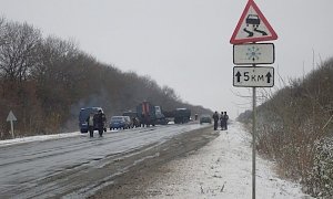 Севастополец остановил мчавшийся на людей КАМАЗ без водителя