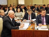 Нужно принять ряд мер для стабилизации роста цен в Крыму – министр экономического развития РК