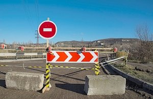 Подрядчика поймали на подделке документов по ремонту моста в Инкермане