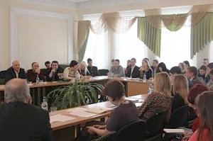 Проблемы межнациональных отношений обсудили в Барнауле на семинаре для активной молодежи