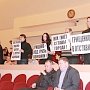Саратовские активисты КПРФ потребовали отставки главы города Олега Грищенко