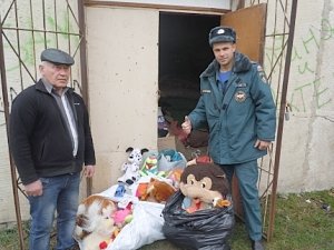 Крымские спасатели дарят детям радость