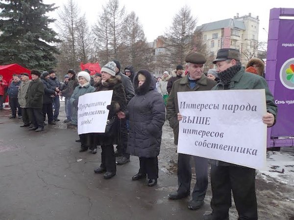 Вологда. Полиция разогнала доведенных до отчаяния рабочих