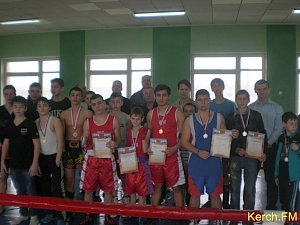 В Керчи прошли соревнования по боксу