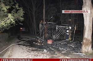 В Керчи сгорело бывшее отделение «ПриватБанка»
