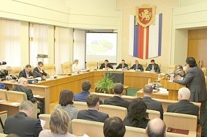 В крымском парламенте обсудили вопросы поддержки сельхозпроизводителей республики