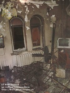 Из-за пожара в квартире жилого дома эвакуировали шесть человек