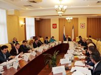 В Совете министров Крыма прошло заседание антикризисного штаба под руководством Сергея Аксёнова