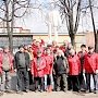 Костромской горком КПРФ провел субботник в сквере возле бывшей фабрики им.Октябрьской Революции
