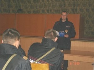 Молодым крымчанам рассказывают о перспективах службы в полиции