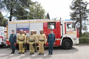 Крымские спасатели обеспечили пожарную безопасность телемоста с президентом России