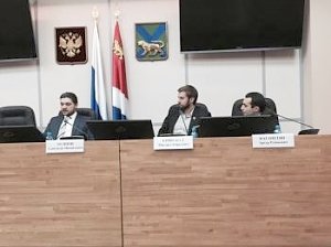Законопроекты по созданию Свободного порта Владивостока обсудили в Приморье