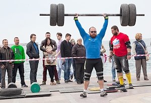 В Севастополе прошёл Кубок Черного моря по стронгмену