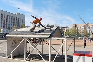 В Крыму МЧСники устроили для юношей и девушек соревнования по пожарно-прикладному спорту