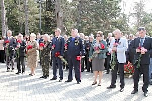 В Симферополе почтили память ликвидаторов аварии на Чернобыльской АЭС