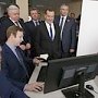 Дмитрий Медведев посетил Управление ФМС по Республике Крым в Столице Крыма