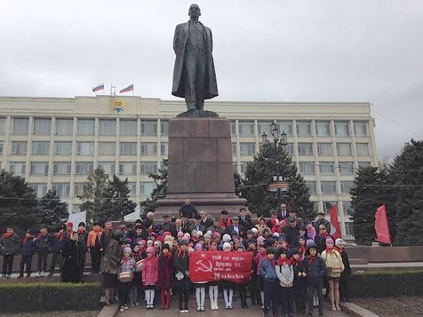 Коммунисты Дагестана почтили память В.И. Ленина