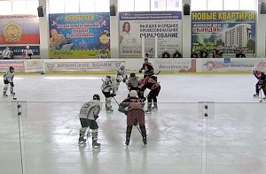 Симферопольский «Легион» победил в хоккейном турнире, посвященном Великой Победе