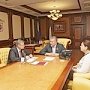 Сергей Аксёнов провёл рабочую встречу с министром жилищно-коммунального хозяйства Республики Крым Александром Ждановым