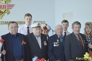 В Керченском Локомотивном ДЕПО поздравили ветеранов