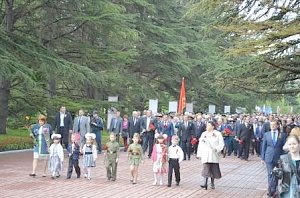 Крымские таможенники приняли участие в праздничных мероприятиях, приуроченных ко Дню Великой Победы