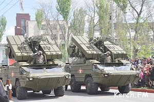 В Керчи прошёл военный парад