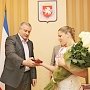 Аксенов пообещал крымской чемпионке Европы по сумо персональную стипендию и квартиру