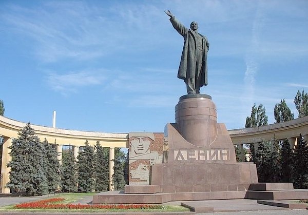 Сергей Обухов: Украина научила российское правительство беречь Ленина?