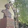 В Ставрополе депутат – коммунист Виктор Гончаров поздравил выпускников