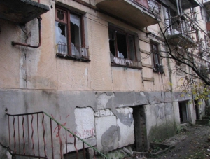Константинов предложил продлить действие программы переселения из аварийного жилья