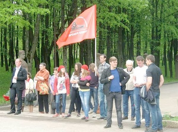 В Иваново прошёл митинг-маевка в честь 110-ой годовщины Первого общегородского Иваново-Вознесенского Совета рабочих депутатов