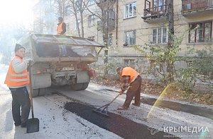 В Симферополе завершили ремонт 52 дорог, – администрация