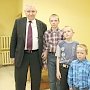 Накануне Дня защиты детей депутат-коммунист Государственной Думы А.А. Пономарев посетил пункт временного размещения беженцев с Донбасса, расположенный в Костроме