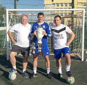 Команда МВД России завоевала международный 40-ой Кубок Дружбы по мини-футболу между полицейских