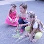 Комсомольцы и активисты ВЖС «Надежда России» провели в Белгороде детский конкурс рисунков на асфальте