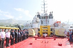 Черноморский флот пополнился новейшим спасательным буксирным судном
