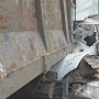 На севере Крыма в лоб столкнулись два грузовика