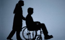 В Крыму за помощь по уходу за инвалидом с психическим расстройством назначают выплаты