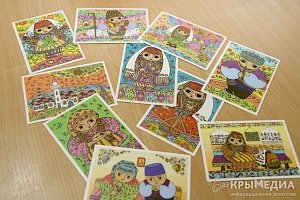 В Симферополе представили серию почтовых открыток крымскотатарской художницы