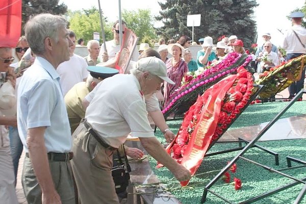 Саратовская область. Светлая память павшим и вечная слава народу-победителю!