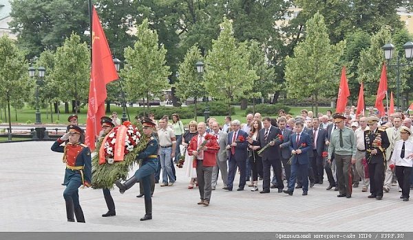 Поклон памяти павших