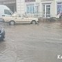 Некоторые улицы Керчи затопило после ливня