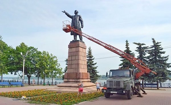 Ивановская область. Памятник В.И. Ленину в Кинешме отреставрирован
