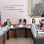 Проблемы здравоохранения в Евпатории обсудили на выездном заседании профильного парламентского комитета