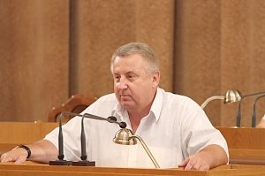 Сергей Шувайников призвал пресекать «кампанейщину» по обвинению в коррупции всех крымских чиновников