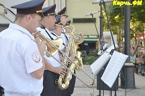 В Керчи выступил Оркестр культурного центра МВД по Республике Крым