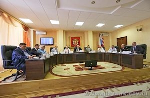 Владимир Константинов принял участие в выездном совместном заседании антитеррористической комиссии и оперативного штаба в Республике Крым