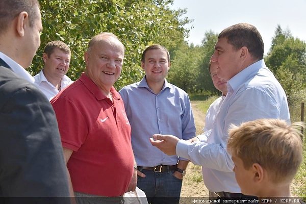 «Здесь был сломан хребет фашистскому зверю». Г.А. Зюганов посетил с рабочим визитом город Орел