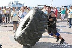 Севастополец победил в турнире по силовому экстриму