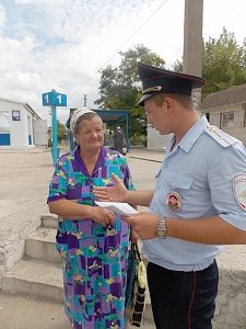 В Первомайском районе участковые уполномоченные полиции рассказывают гражданам, как уберечь себя и свое имущество от преступных посягательств